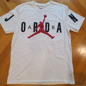 Air Jordan T-shirt size large